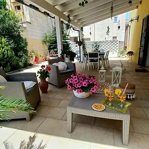 piccolo-paradiso.lecce-hotels.com/