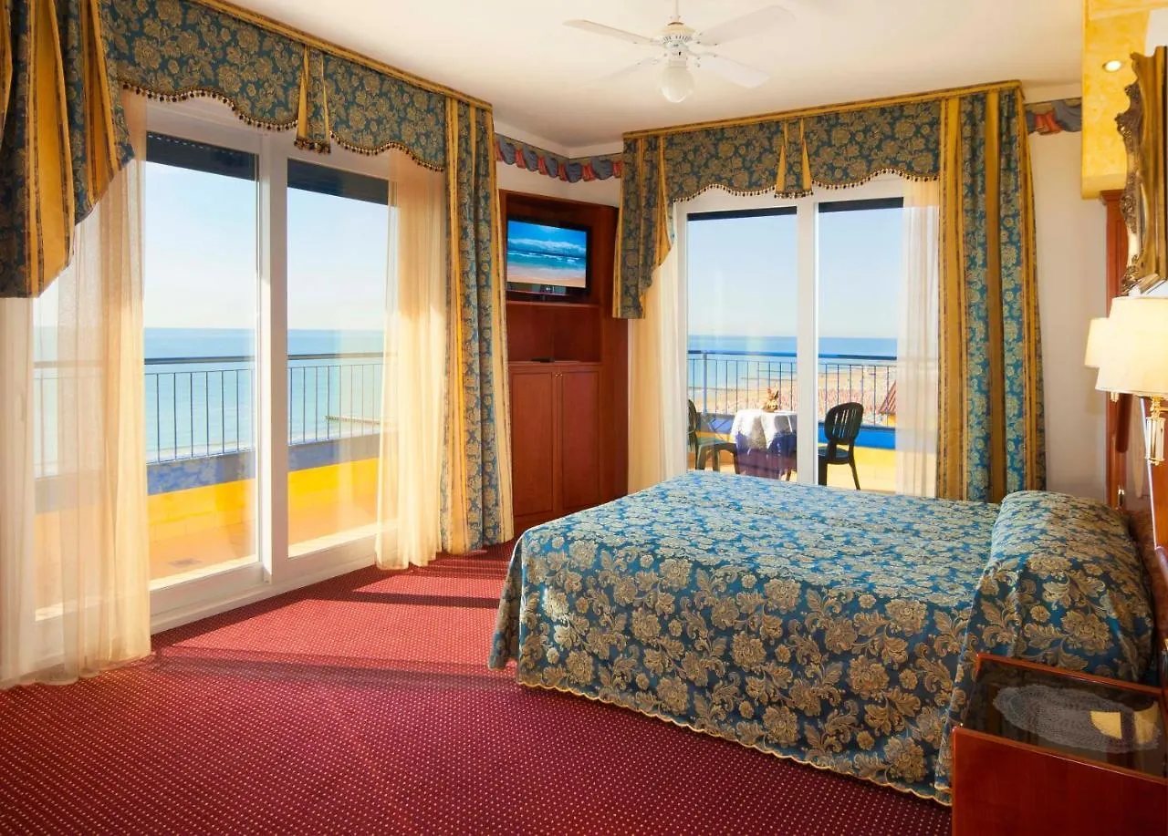 לידו די ג'סולו Hotel Napoleon 4*, לידו די ג'סולו איטליה
