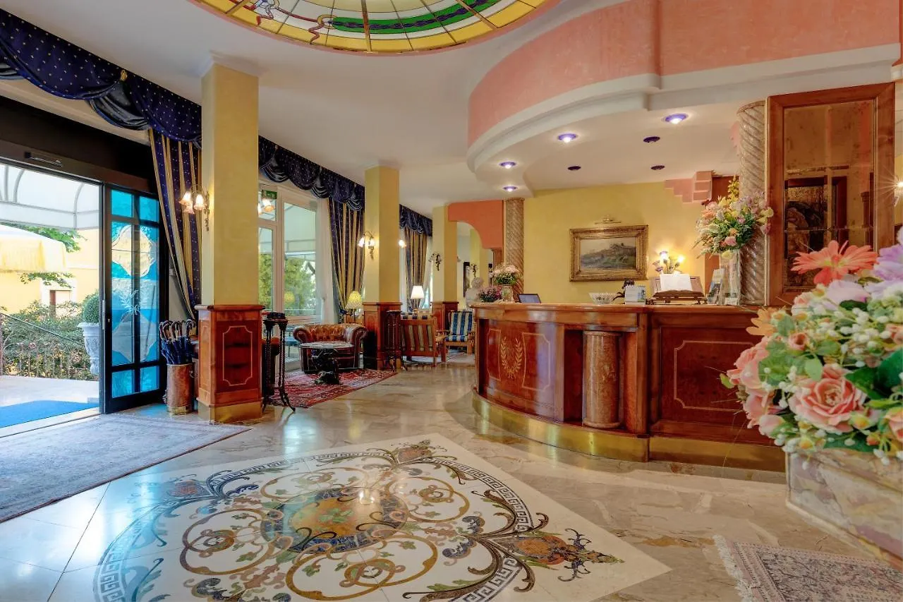 ****  לידו די ג'סולו Hotel Napoleon איטליה